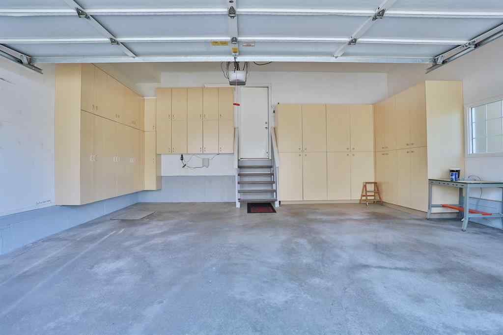 MLS® A2262404 - 185 Hamptons Square NW in Hamptons Calgary, Residential