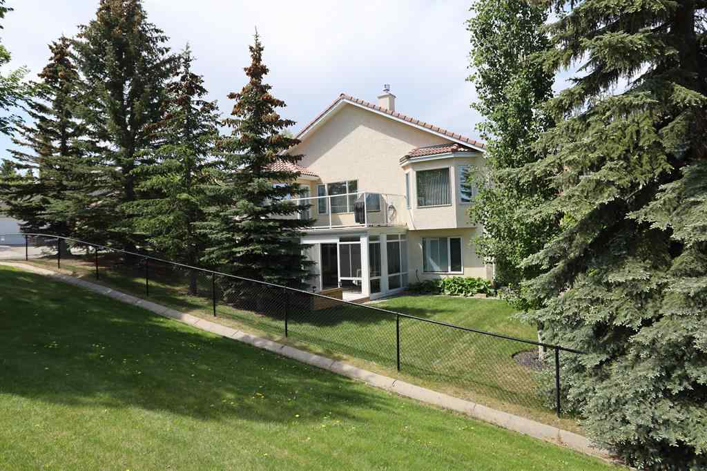 MLS® A2262404 - 185 Hamptons Square NW in Hamptons Calgary, Residential