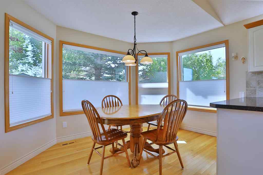 MLS® A2262404 - 185 Hamptons Square NW in Hamptons Calgary, Residential