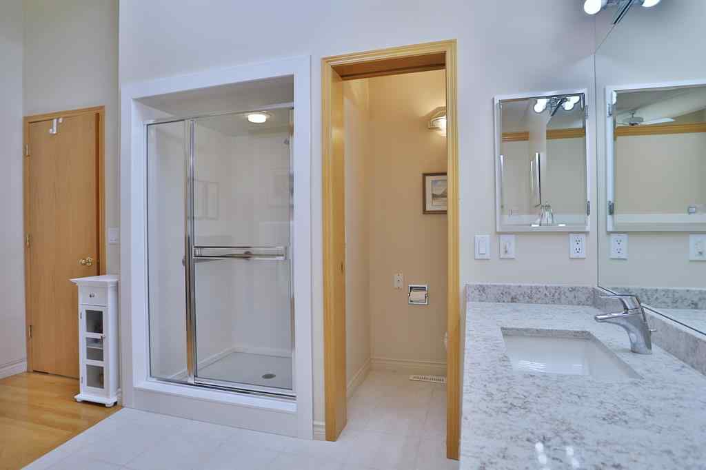 MLS® A2262404 - 185 Hamptons Square NW in Hamptons Calgary, Residential