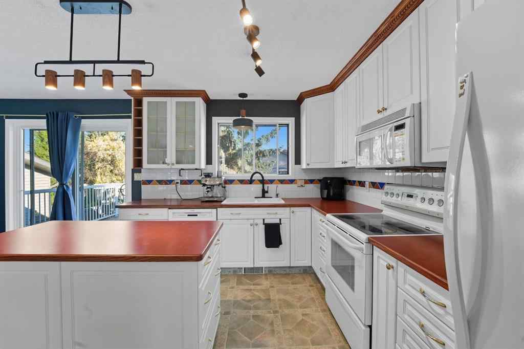 MLS® A2262405 - 56 Marion Crescent  in Morrisroe Extension Red Deer, Residential