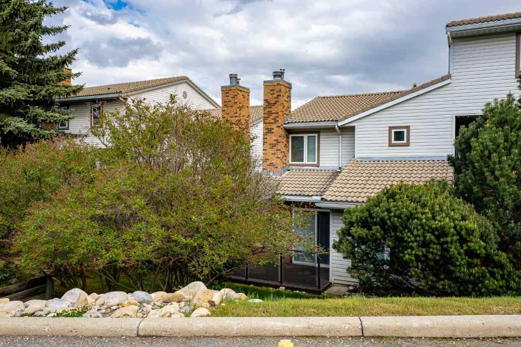 MLS® A2262406 - 215 Coachway Lane SW in Coach Hill Calgary, Residential