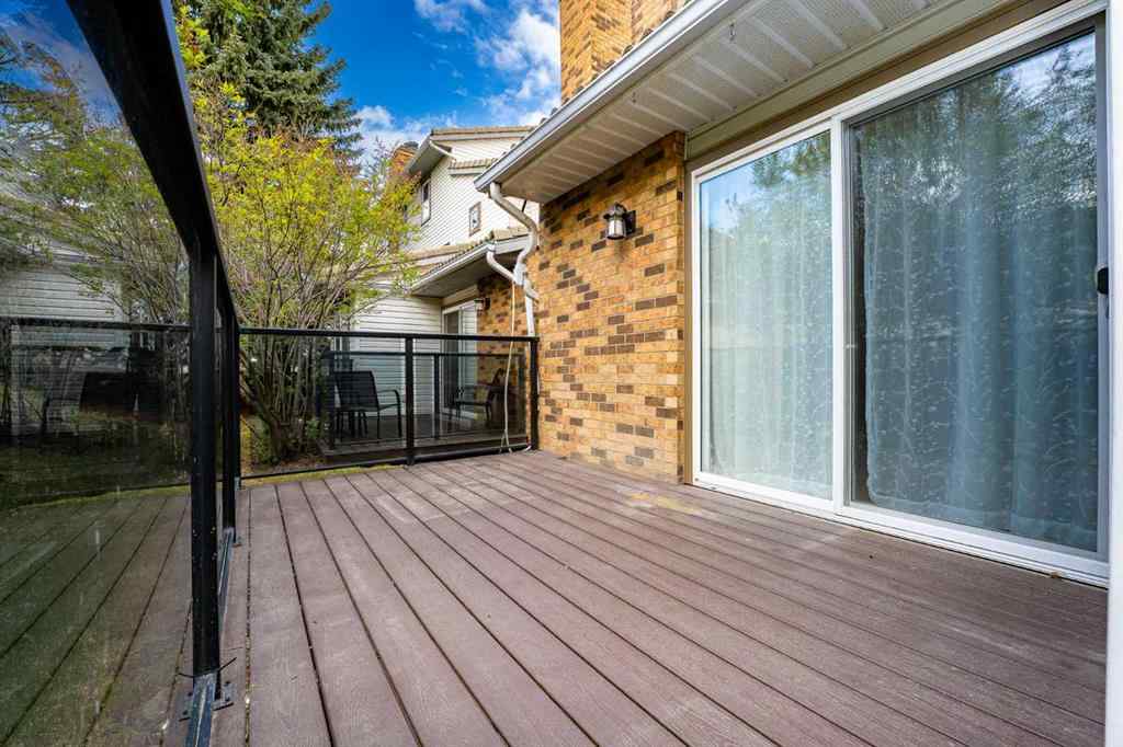 MLS® A2262406 - 215 Coachway Lane SW in Coach Hill Calgary, Residential