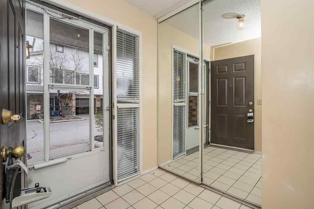 MLS® A2262406 - 215 Coachway Lane SW in Coach Hill Calgary, Residential