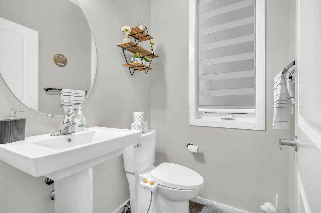 MLS® A2262410 - 749 Windrow Manor SW in Southwinds Airdrie, Residential