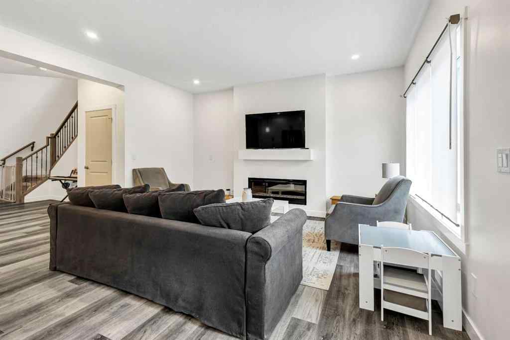 MLS® A2262412 - 890 Bluerock Way SW in Alpine Park Calgary, Residential