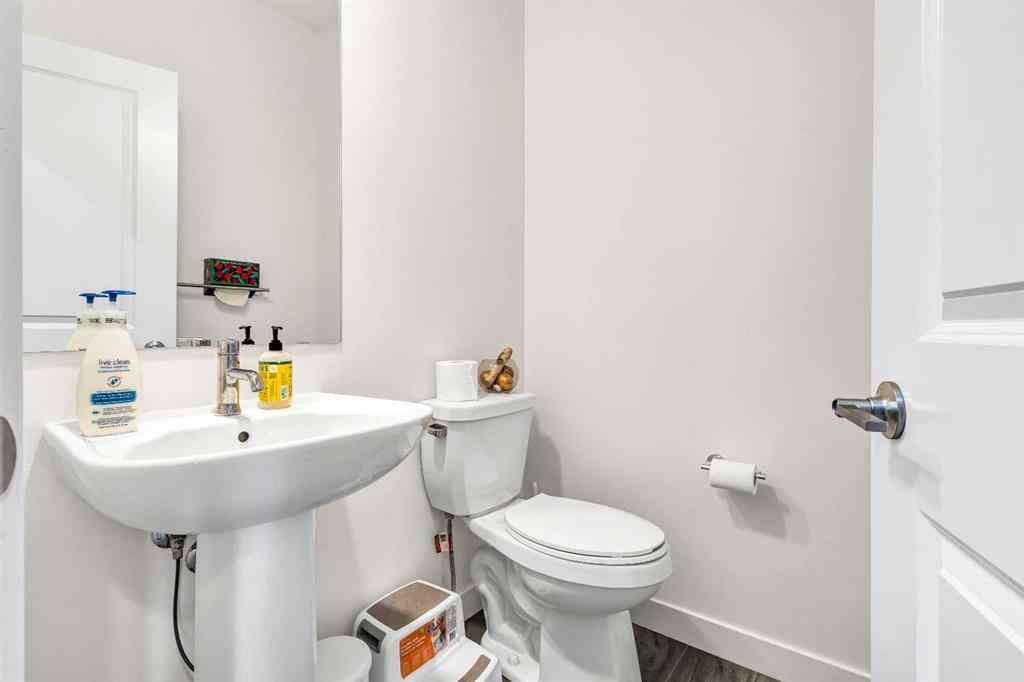 MLS® A2262412 - 890 Bluerock Way SW in Alpine Park Calgary, Residential