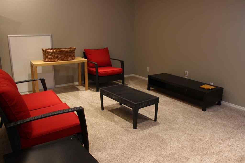 MLS® A2262414 - 64 Tuscany Ridge Green NW in Tuscany Calgary, Residential