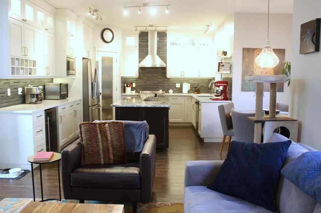 MLS® A2262414 - 64 Tuscany Ridge Green NW in Tuscany Calgary, Residential