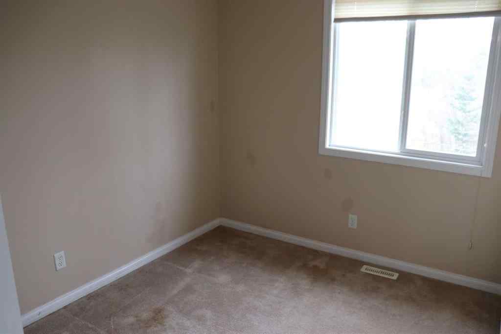 MLS® A2262415 - Unit #4 624 41 Street   in NONE Edson, Residential