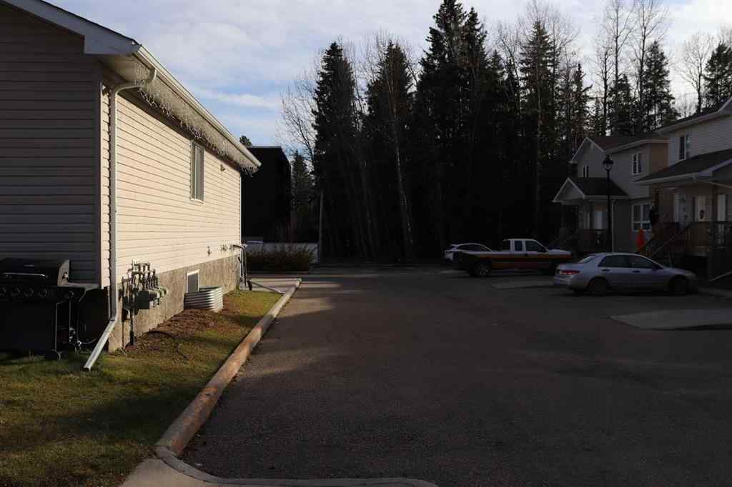 MLS® A2262415 - Unit #4 624 41 Street   in NONE Edson, Residential