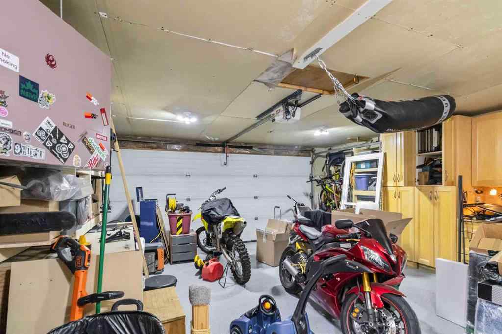 MLS® A2262427 - 104 Sifton Avenue  in Thickwood Fort McMurray, Residential