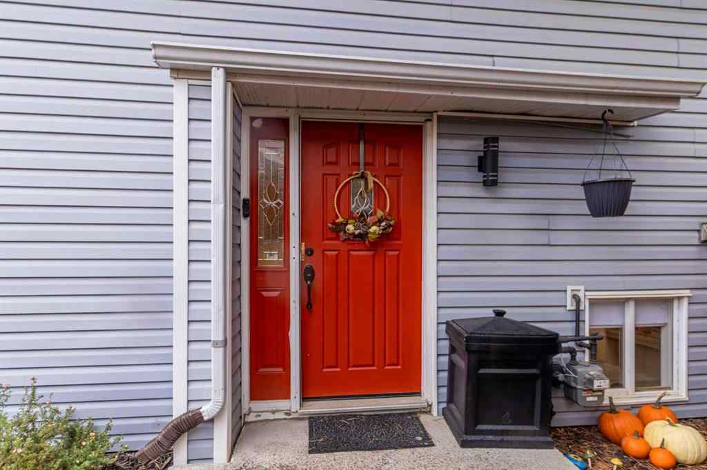 MLS® A2262427 - 104 Sifton Avenue  in Thickwood Fort McMurray, Residential