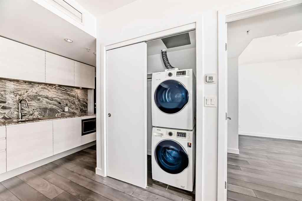 MLS® A2262429 - Unit #2003 310 12 Avenue SW in Beltline Calgary, Residential