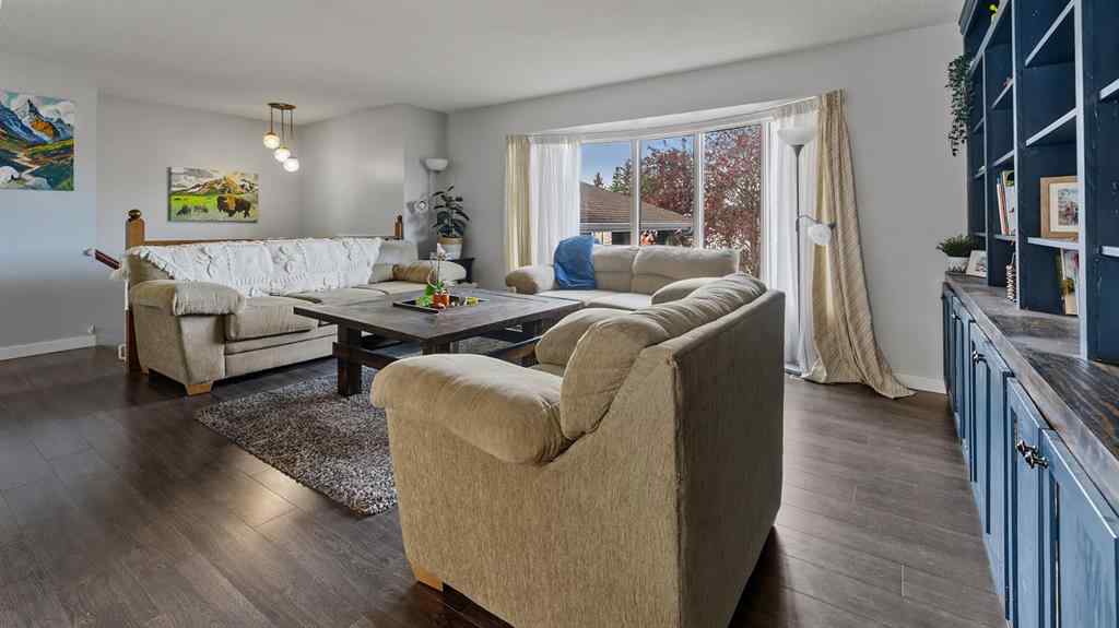 MLS® A2262430 - 6107 36 Avenue  in Grandview Camrose, Residential