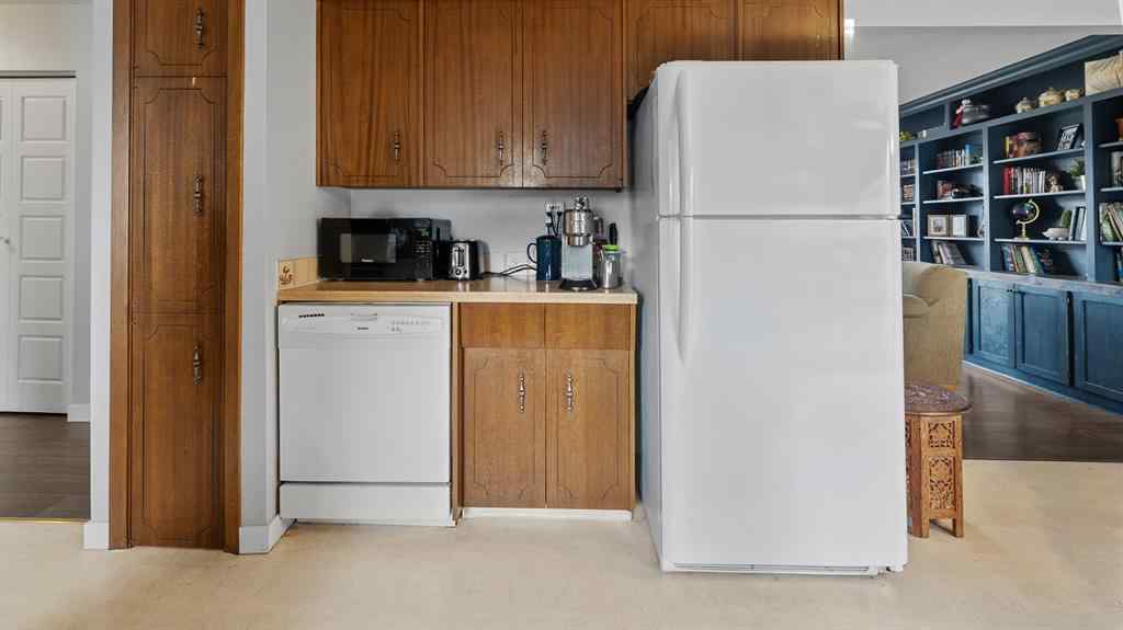 MLS® A2262430 - 6107 36 Avenue  in Grandview Camrose, Residential