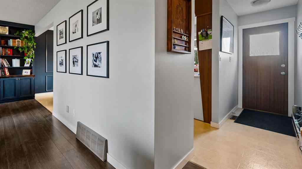 MLS® A2262430 - 6107 36 Avenue  in Grandview Camrose, Residential