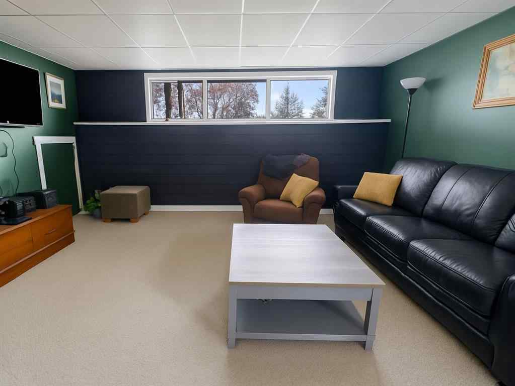 MLS® A2262430 - 6107 36 Avenue  in Grandview Camrose, Residential