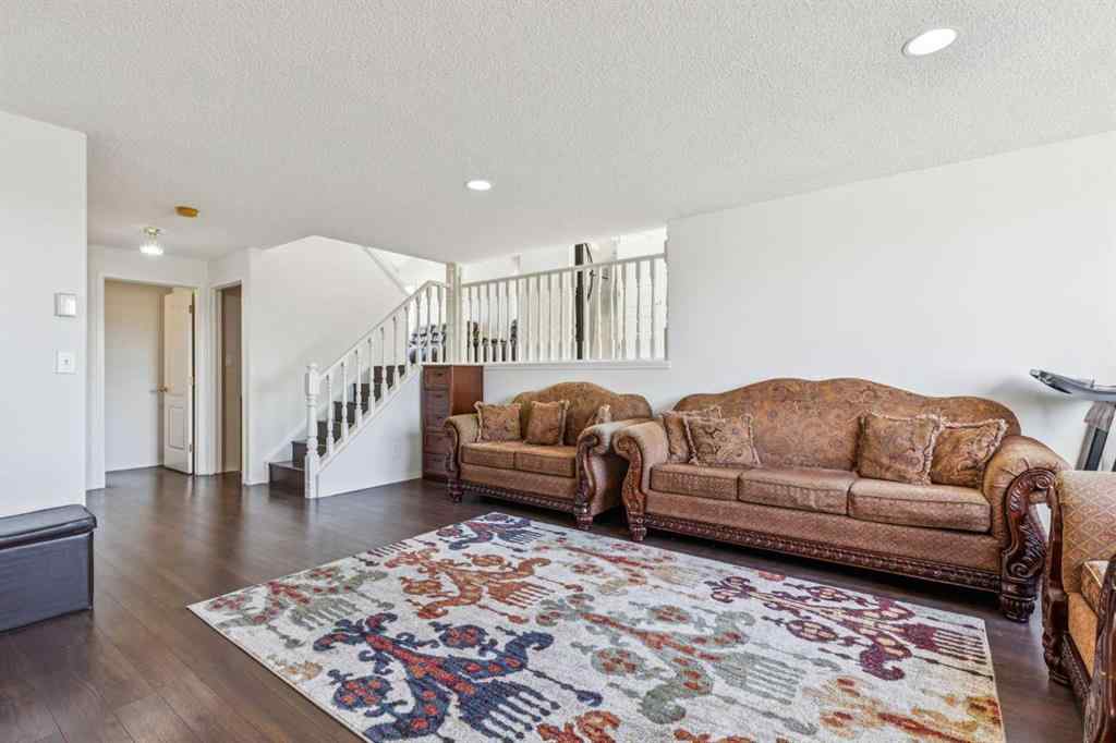 MLS® A2262435 - 132 San Diego Green NE in Monterey Park Calgary, Residential