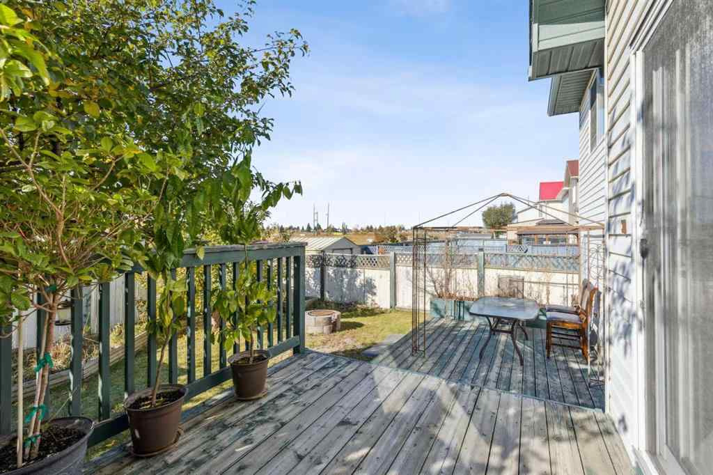 MLS® A2262435 - 132 San Diego Green NE in Monterey Park Calgary, Residential