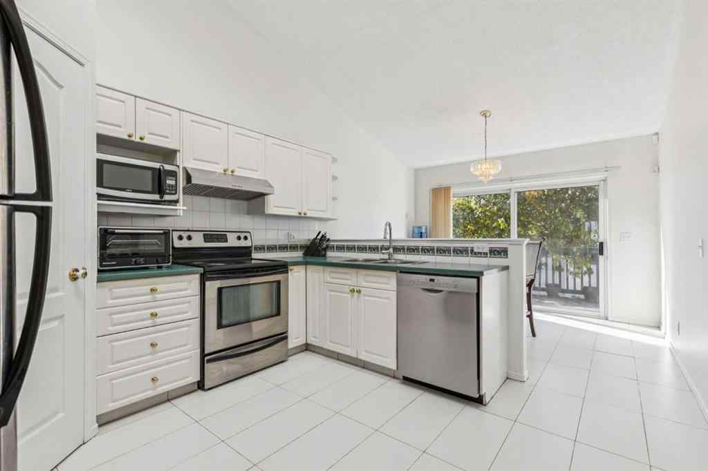 MLS® A2262435 - 132 San Diego Green NE in Monterey Park Calgary, Residential