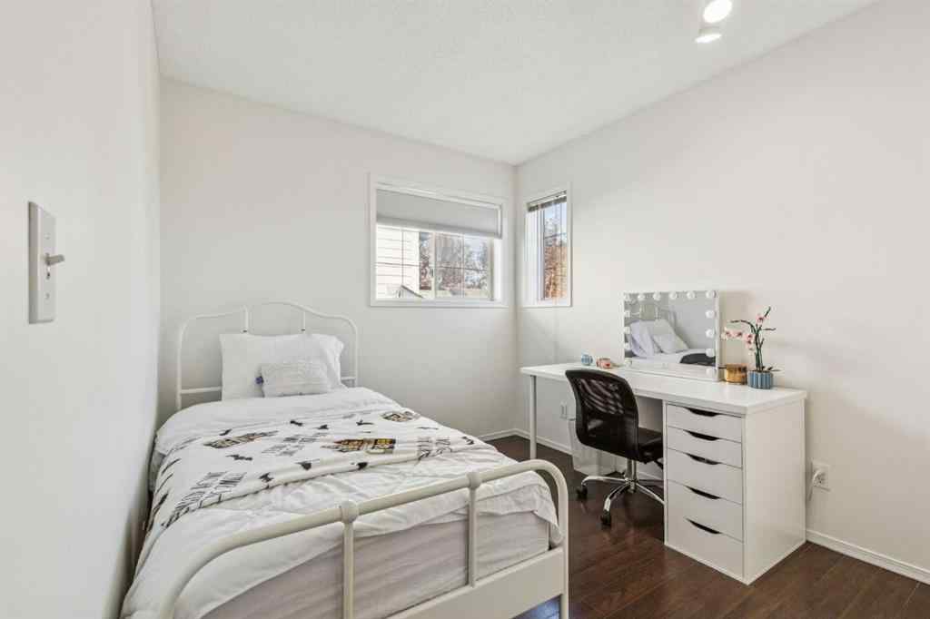 MLS® A2262435 - 132 San Diego Green NE in Monterey Park Calgary, Residential