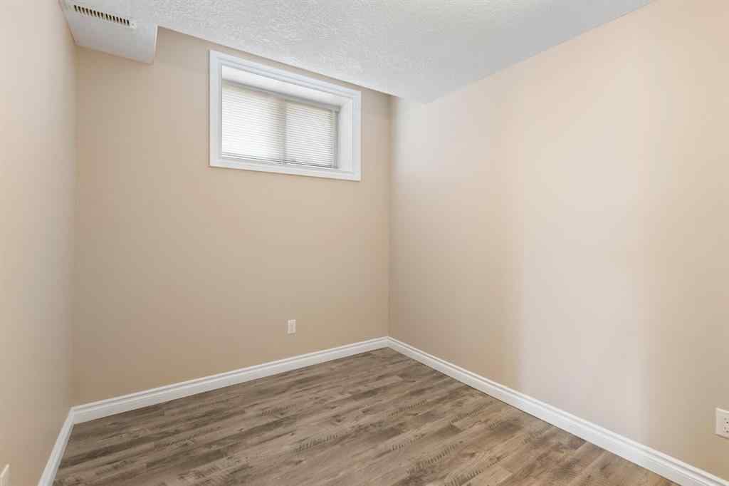 MLS&reg; # A2262436 - 139 Sherwood Hill NW in Sherwood Calgary, Residential Open Houses