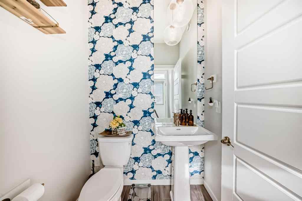 MLS® A2262439 - 689 Livingston Way NE in Livingston Calgary, Residential