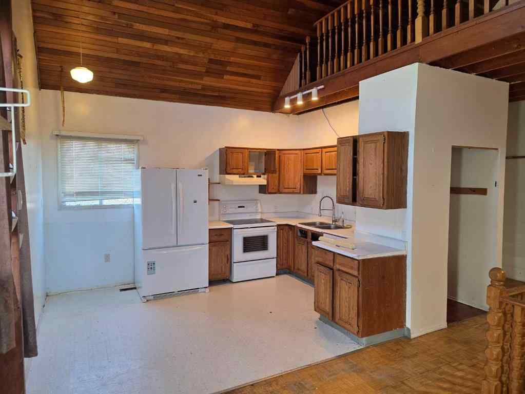 MLS® A2262440 - 5033 48 Street  in Sedgewick Sedgewick, Residential