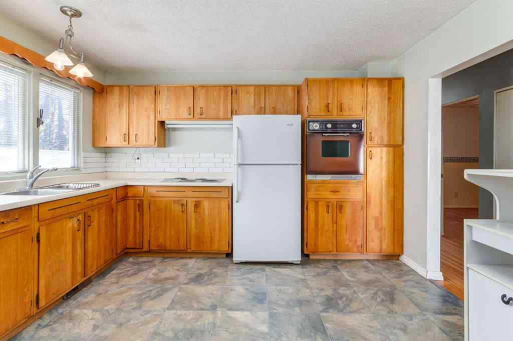 MLS® A2262442 - 244 Maple Court Crescent SE in Maple Ridge Calgary, Residential