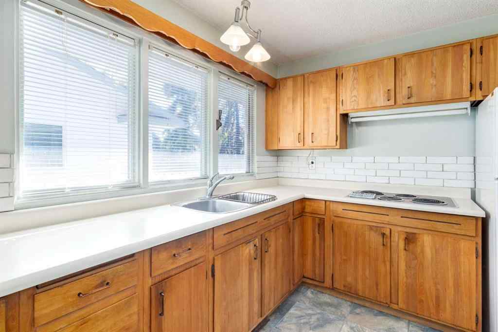 MLS® A2262442 - 244 Maple Court Crescent SE in Maple Ridge Calgary, Residential