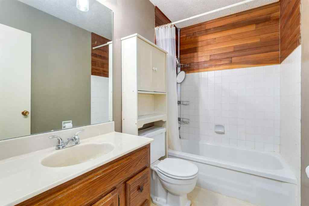 MLS® A2262442 - 244 Maple Court Crescent SE in Maple Ridge Calgary, Residential