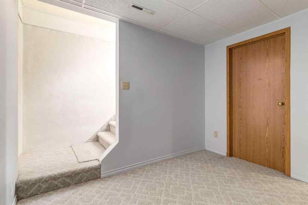 MLS® A2262442 - 244 Maple Court Crescent SE in Maple Ridge Calgary, Residential