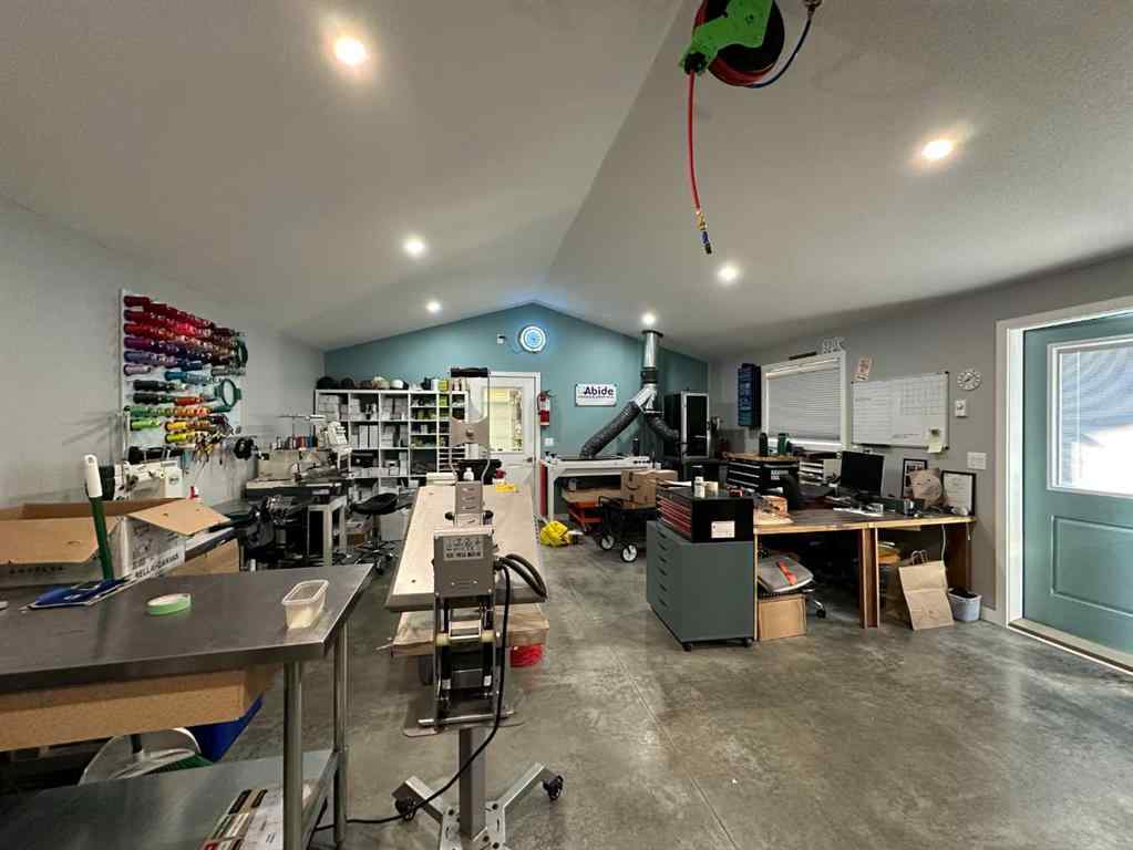 MLS® A2262450 - 5213 49 Avenue  in Central Ponoka Ponoka, Residential