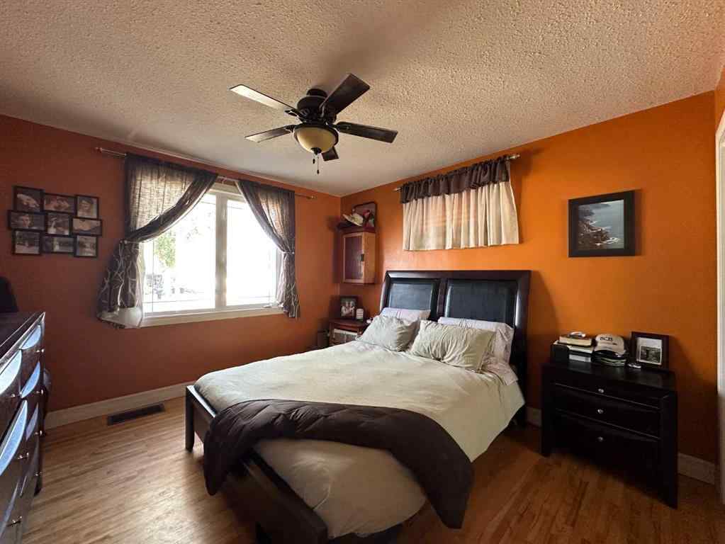 MLS® A2262450 - 5213 49 Avenue  in Central Ponoka Ponoka, Residential