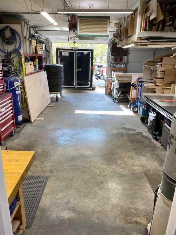 MLS® A2262450 - 5213 49 Avenue  in Central Ponoka Ponoka, Residential