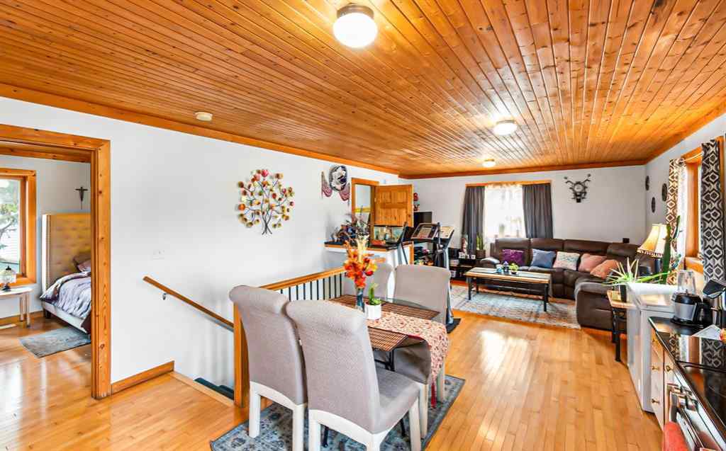 MLS® A2262451 - 2018 24 Avenue  in NONE Didsbury, Residential