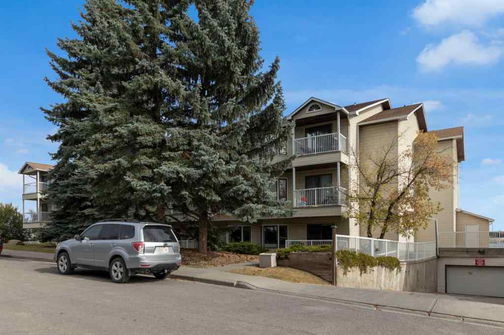 MLS® A2262453 - Unit #204 3606 Erlton Court SW in Parkhill Calgary, Residential