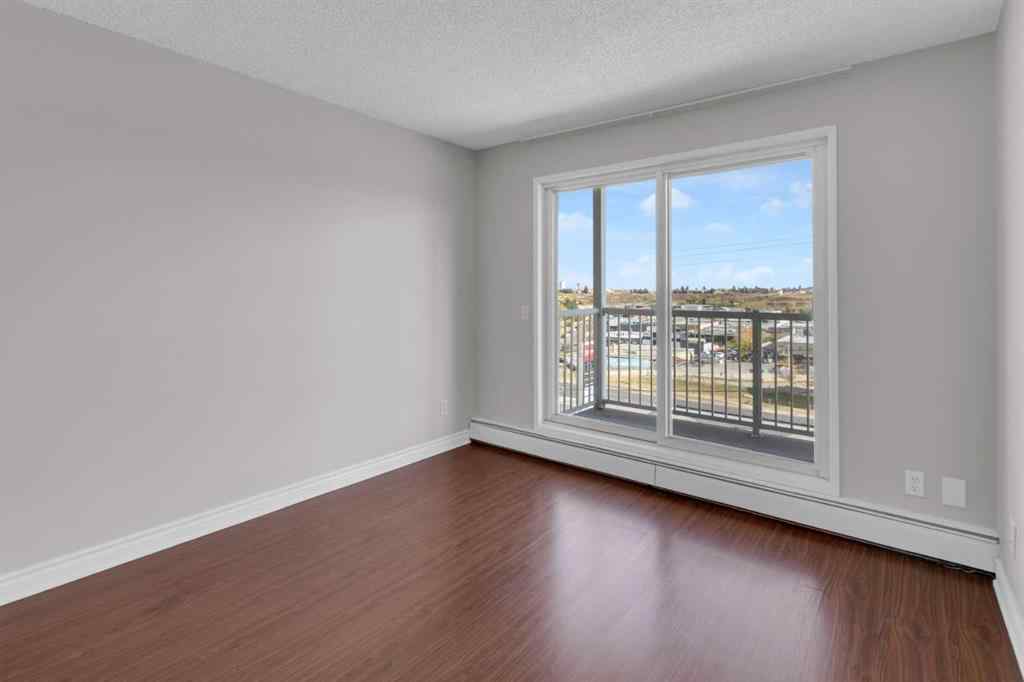MLS® A2262453 - Unit #204 3606 Erlton Court SW in Parkhill Calgary, Residential