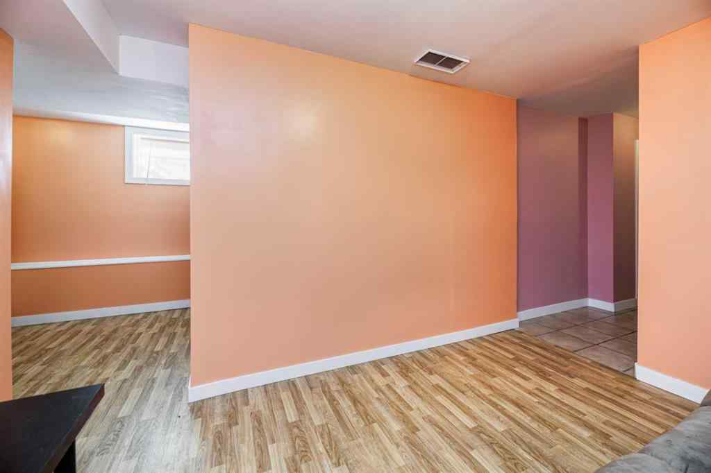 MLS® A2262456 - 5140 51 Street  in Downtown Lacombe Lacombe, Residential