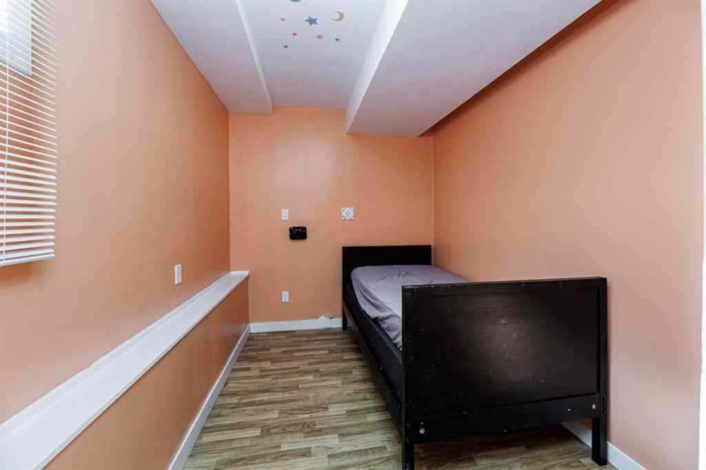 MLS® A2262456 - 5140 51 Street  in Downtown Lacombe Lacombe, Residential