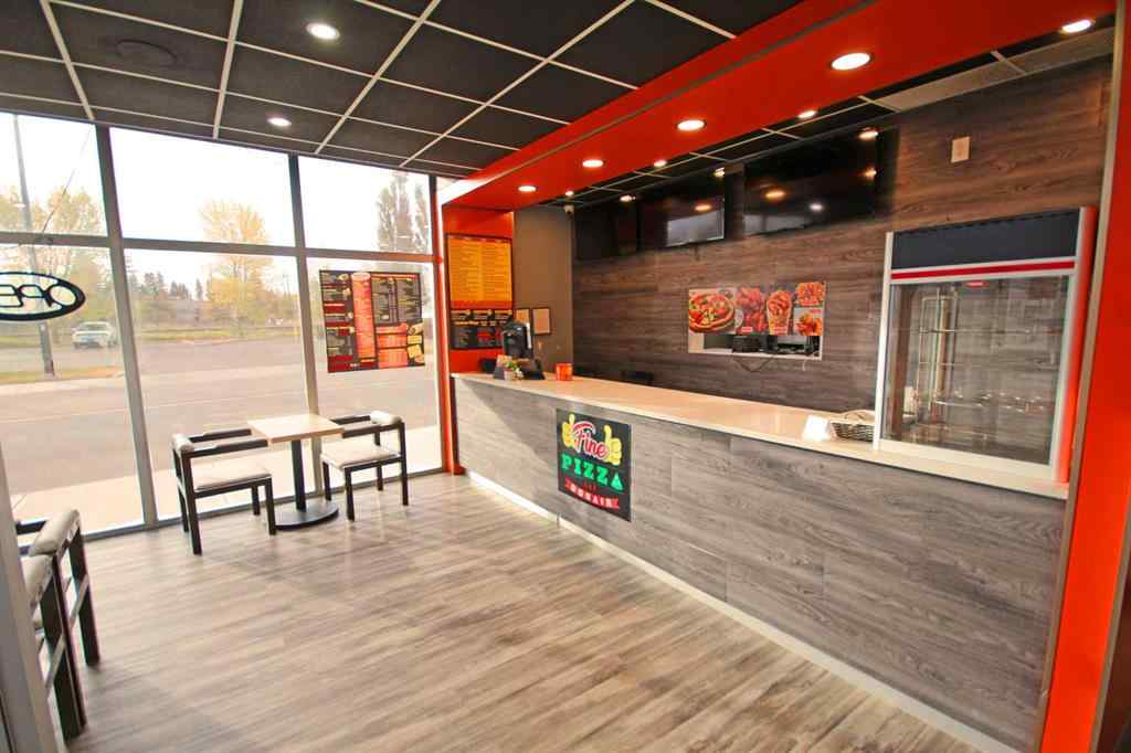 MLS® A2262458 - Unit #1 5004 46 Street  in Downtown Sylvan Lake, Commercial