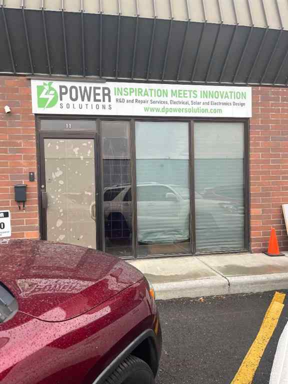 MLS® A2262461 - Unit #11 2235 30 Avenue NE in South Airways Calgary, Commercial