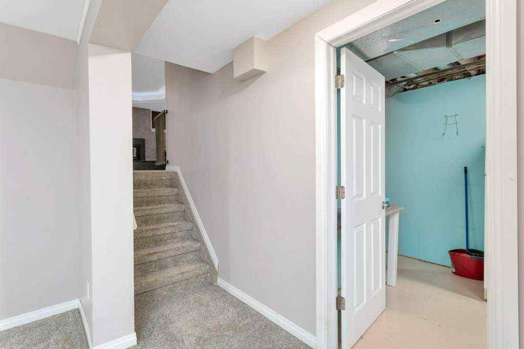 MLS® A2262464 - 7 Nellis Avenue  in Normandeau Red Deer, Residential