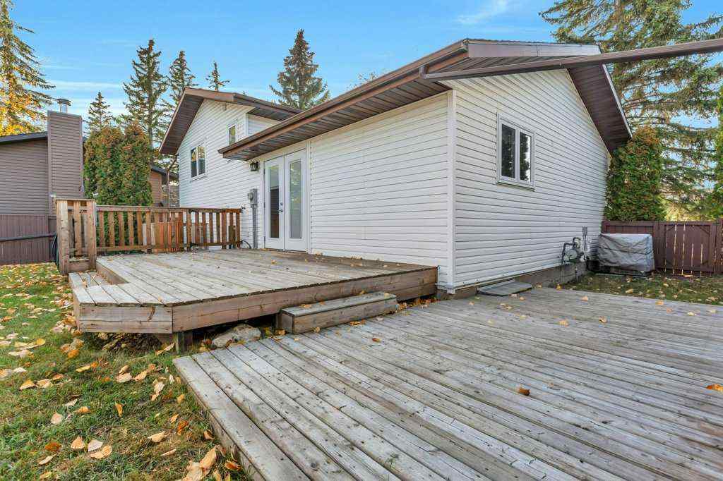 MLS® A2262464 - 7 Nellis Avenue  in Normandeau Red Deer, Residential