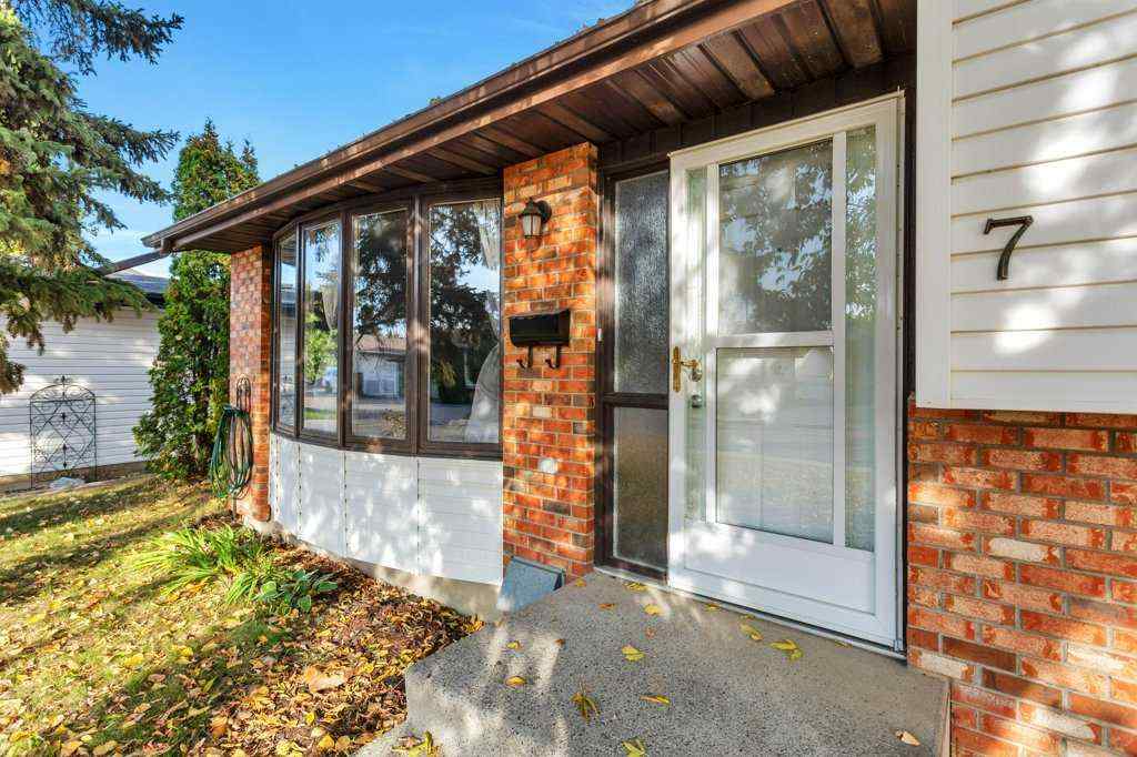 MLS® A2262464 - 7 Nellis Avenue  in Normandeau Red Deer, Residential