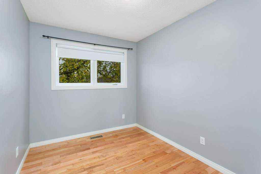 MLS® A2262464 - 7 Nellis Avenue  in Normandeau Red Deer, Residential