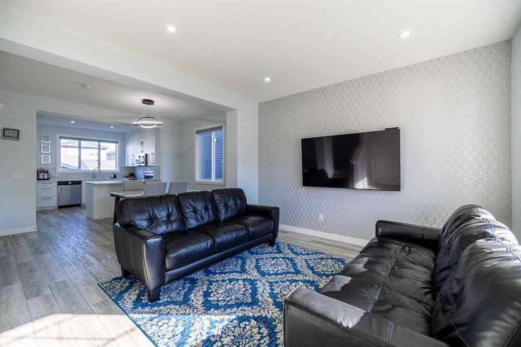 MLS® A2262465 - 340 Chelsea Passage  in Chelsea_CH Chestermere, Residential