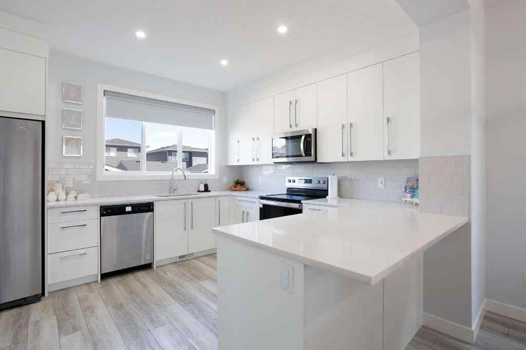 MLS® A2262465 - 340 Chelsea Passage  in Chelsea_CH Chestermere, Residential