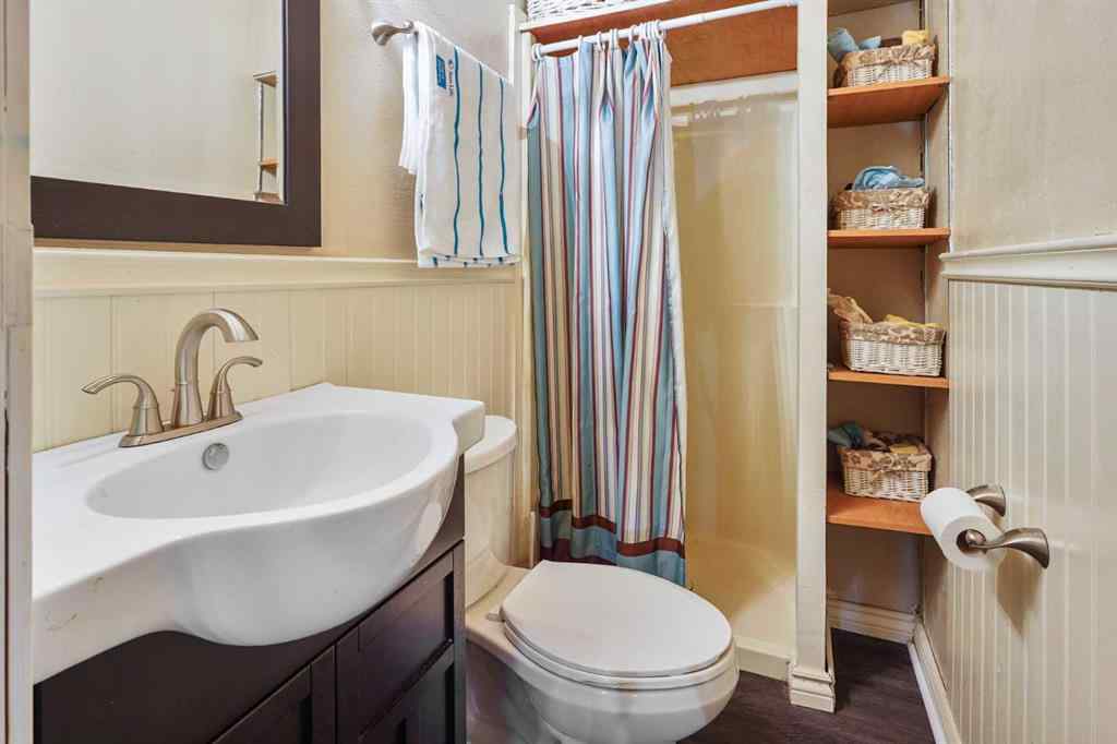 MLS® A2262466 - 121S 100W   in NONE Raymond, Residential